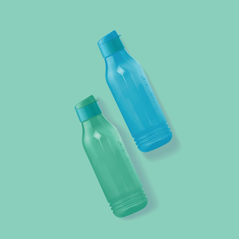 Tupperware Plastic Triangular Water Bottles, 750 ml, (Set of 2)