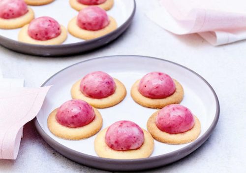 Raspberry Cheesecake Dome Tartlets